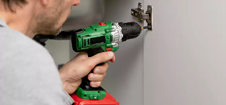Commercial Door Hinge Repair Pearland